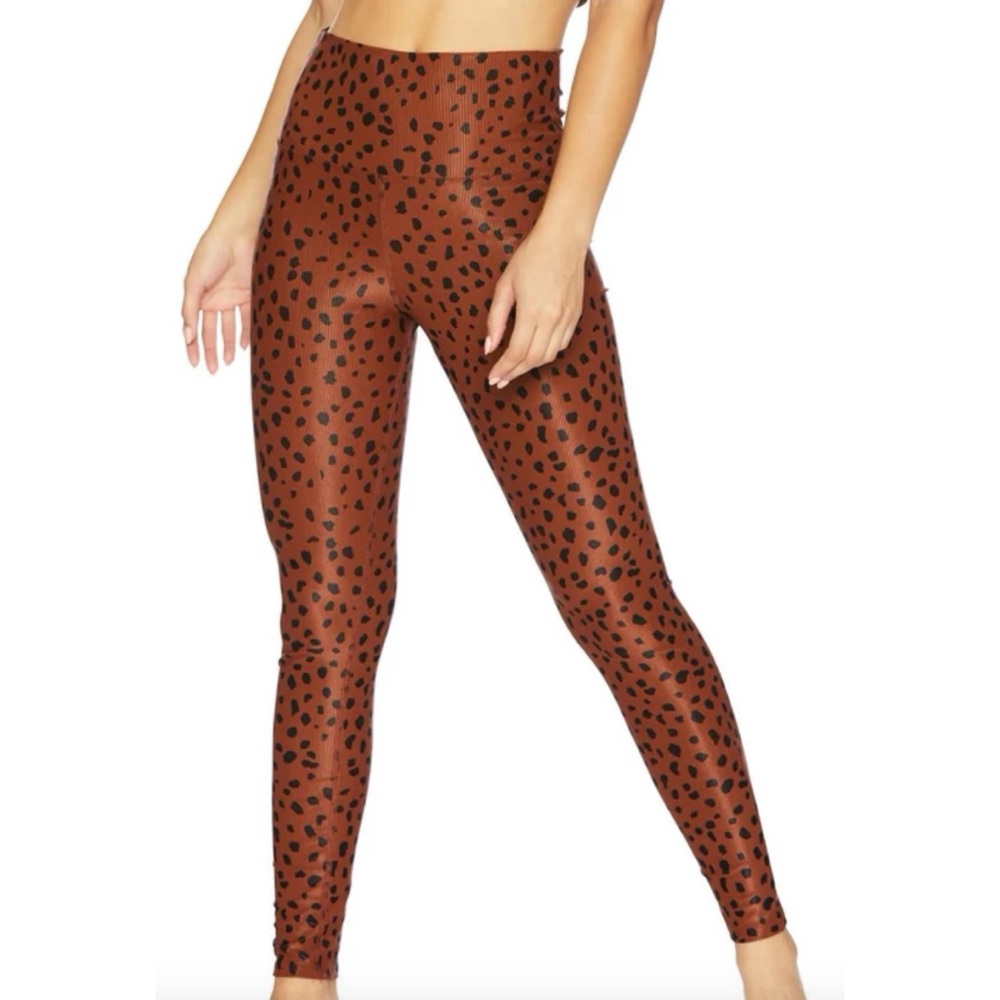 NWOT Beach Riot Ayla Legging Brown